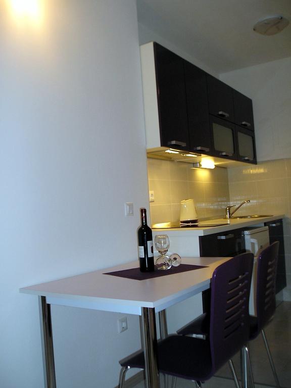 Apartments Josipa & Niki Vodice Ruang foto