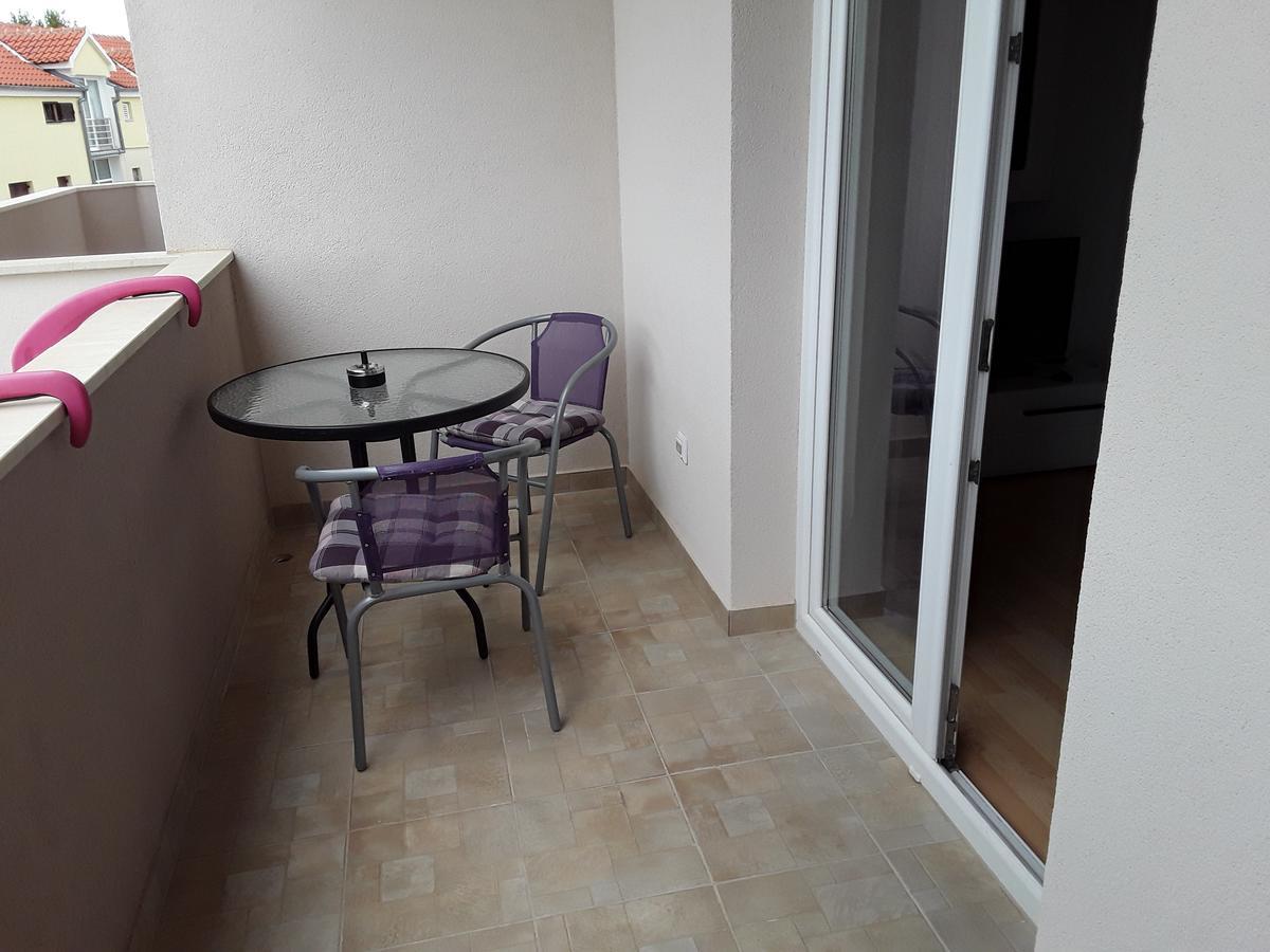Apartments Josipa & Niki Vodice Bagian luar foto